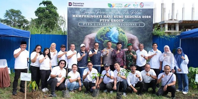 Penanaman 300 bibit pohon oleh PTPN I dan Forkopimcam Tanjungmorawa