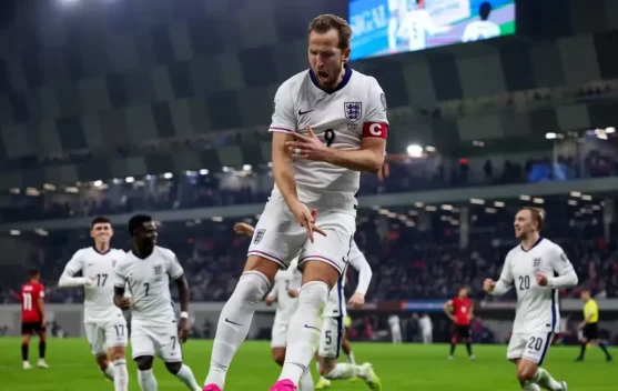 Selebrasi pemain Inggris usai gol melawan Kroasia di Stadion Arlington