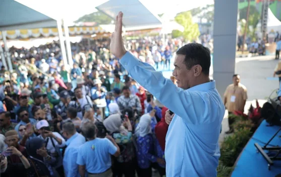 Ribuan petani dan nelayan berkumpul di Gelanggang Olahraga David-Tony Gorontalo
