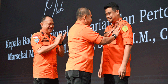 Gubernur Bobby Nasution membuka pelatihan Basarnas di Aula Raja Inal Siregar