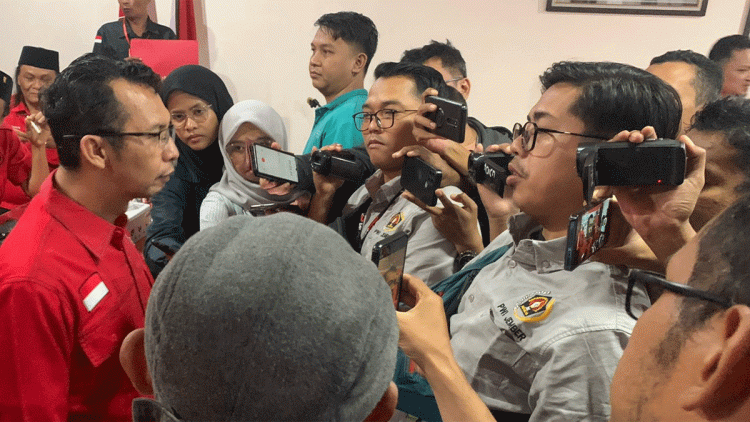Rapat DPRD Jember membahas Raperda Kawasan Tanpa Rokok dan dampaknya pada petani tembakau