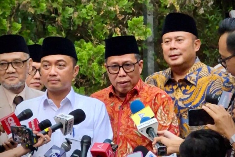 Pertemuan pimpinan DPR dan Kementerian Haji membahas evaluasi penyelenggaraan haji 1447H/2026M