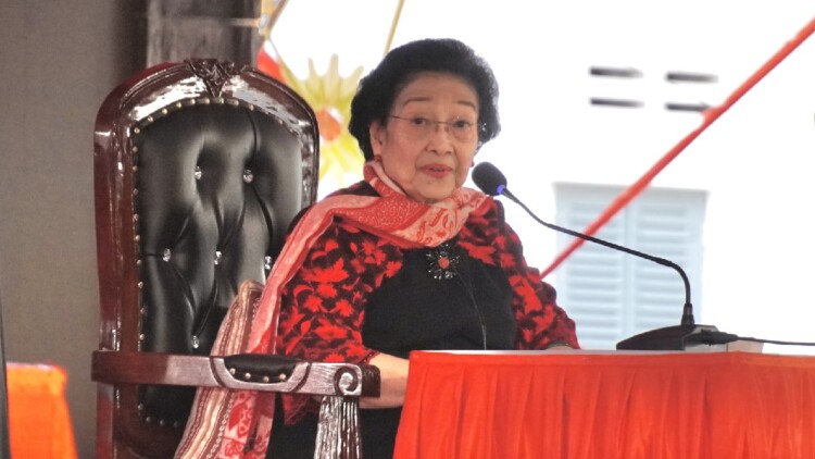 Megawati Soekarnoputri meresmikan renovasi Istana Gebang di Blitar sambil mendorong gerakan ketahanan pangan