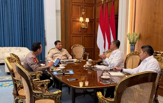 Kapolri Listyo Sigit Prabowo menghadap Presiden Prabowo Subianto di Istana Merdeka