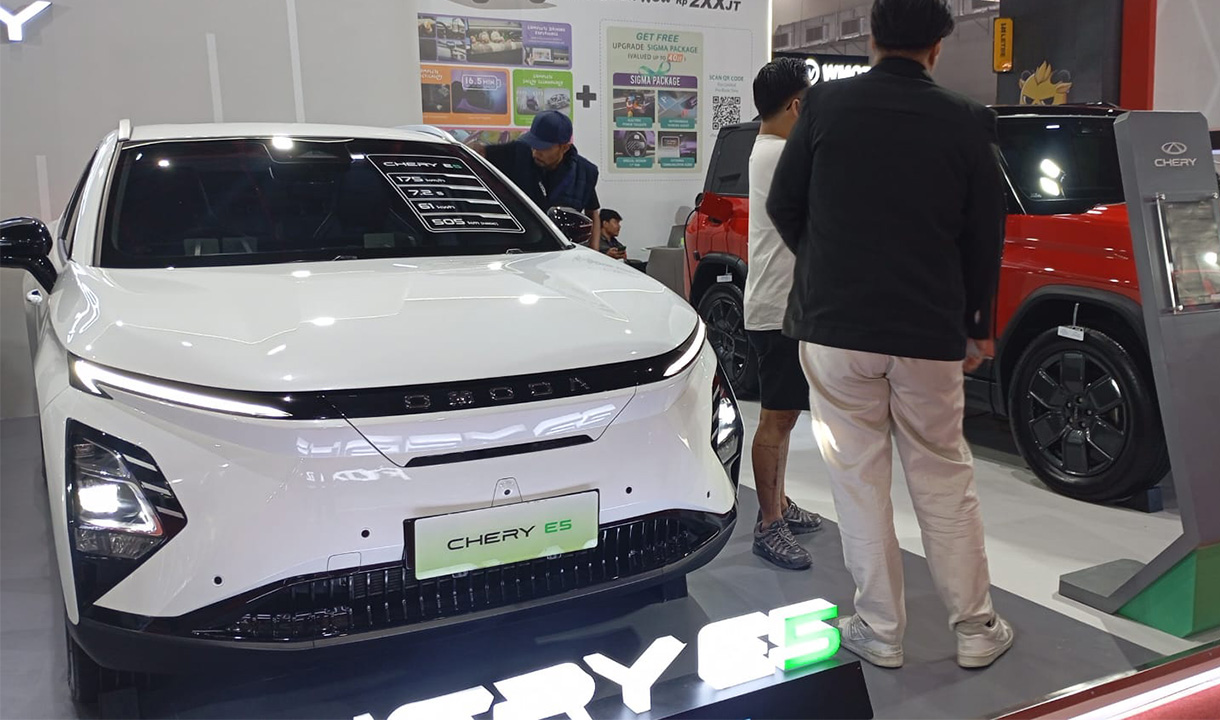 Booth Chery di PRJ Kemayoran menampilkan E5 dan lini produk lengkap