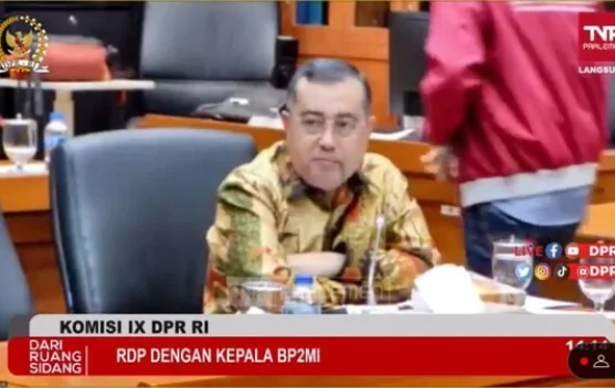 Demo tuntut audit Program Makan Bergizi Gratis di depan kantor Badan Gizi Nasional
