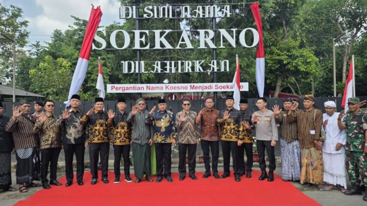 Rangkai prosesi Ruwat Agung Soekarno di Situs Persada Soekarno Ndalem Pojok, Kediri