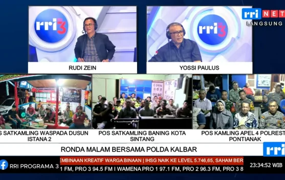 Warga ronda malam di Pos Satkamling Baning Kota Sintang