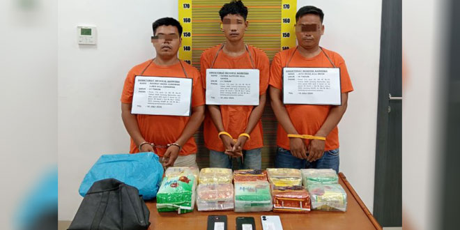 Ilustrasi perahu kayu dan barang bukti narkoba yang diamankan oleh kepolisian Sumut