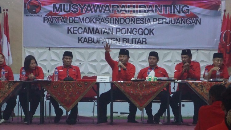 Musyawarah Ranting PDI Perjuangan di Ponggok, Kabupaten Blitar