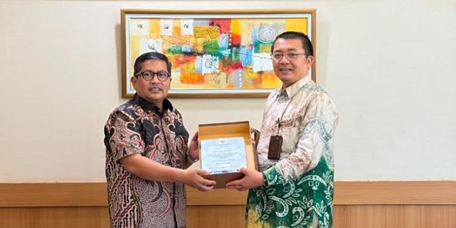 Pejabat BPKS menerima opini WTP dari BPK RI