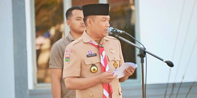 Pelepasan kontingen Pramuka Humbahas oleh Bupati Oloan Paniaran Nababan di Doloksanggul