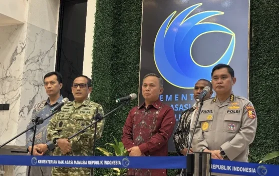 BabinkumHAM TNI memberi keterangan pers soal perlindungan hak masyarakat Papua
