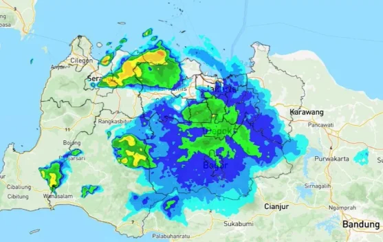 Peta peringatan cuaca BMKG menunjukkan wilayah berpotensi hujan dan angin kencang 11-13 Juli 2026