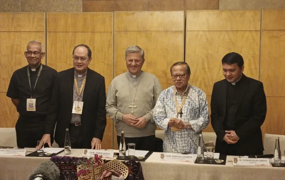 Peserta Sidang Pleno FABC mendiskusikan sinodalitas dan misi Gereja di Jakarta