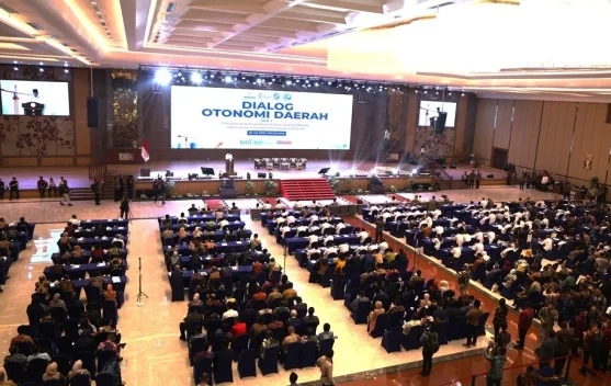 Forum Dialog Otonomi Daerah Apkasi di Deli Serdang dengan peserta dan pembicara