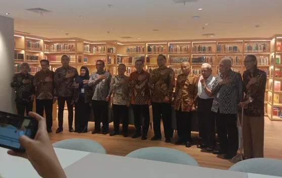 Peresmian Perpustakaan Ranggawarsita dengan pihak Perpusnas dan ANRI di Jakarta