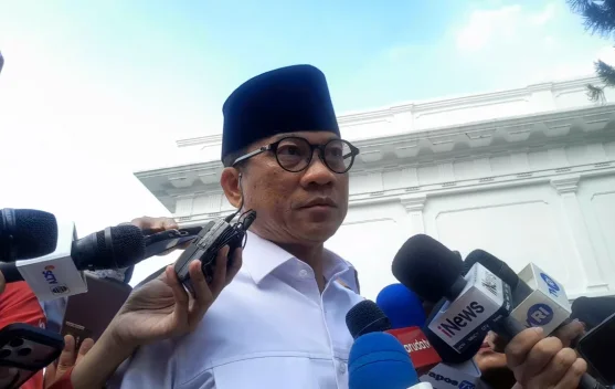 Menteri Desa Yandri Susanto tiba di Istana Kepresidenan Jakarta