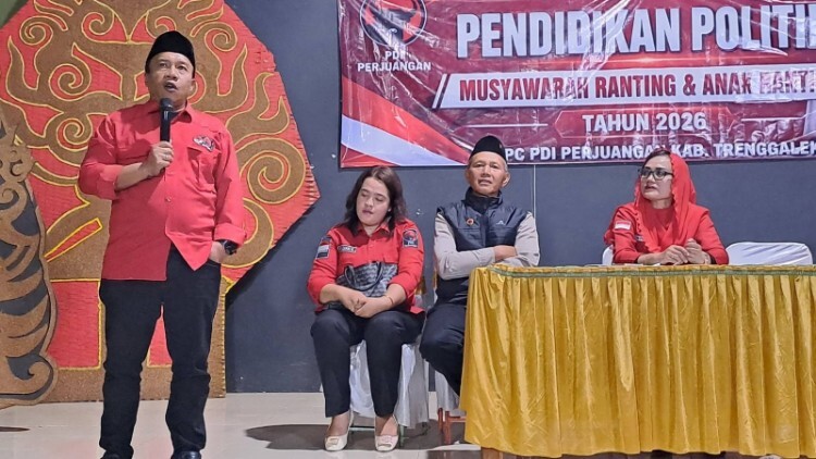 Pengukuhan pengurus ranting PDI Perjuangan Kecamatan Karangan, Trenggalek