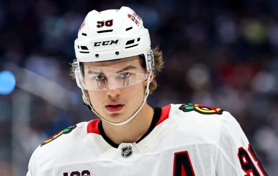 Connor Bedard menjalani operasi bahu dan diperkirakan absen hingga November 2026