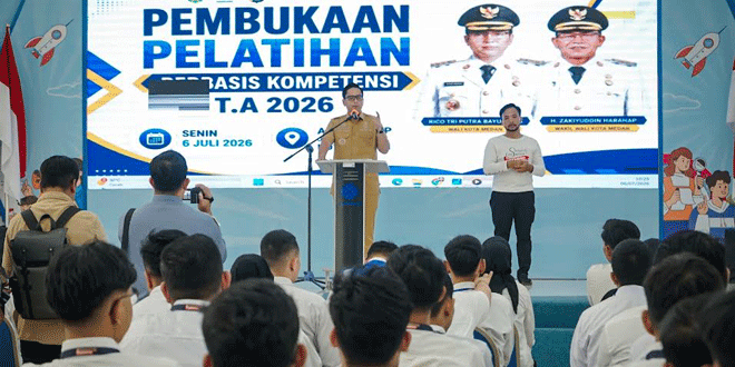 Wali Kota Medan membuka pelatihan kerja inklusif di BBPVP Medan, peserta menerima materi barista dan safety riding