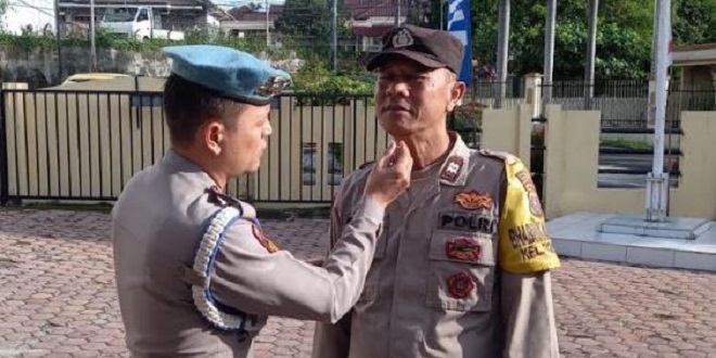 Sie Propam melakukan pemeriksaan kedisiplinan personel Polres dan Polsek Pematangsiantar
