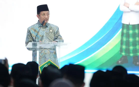 Menteri Agama Nasaruddin Umar berbicara saat peluncuran Gerakan RANA di Pondok Pesantren Al-Hamidiyah Depok