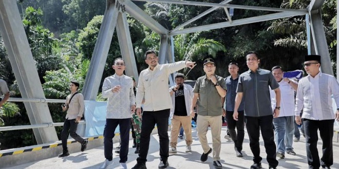 Pengerjaan proyek infrastruktur jalan dan jembatan di Sumatera Utara