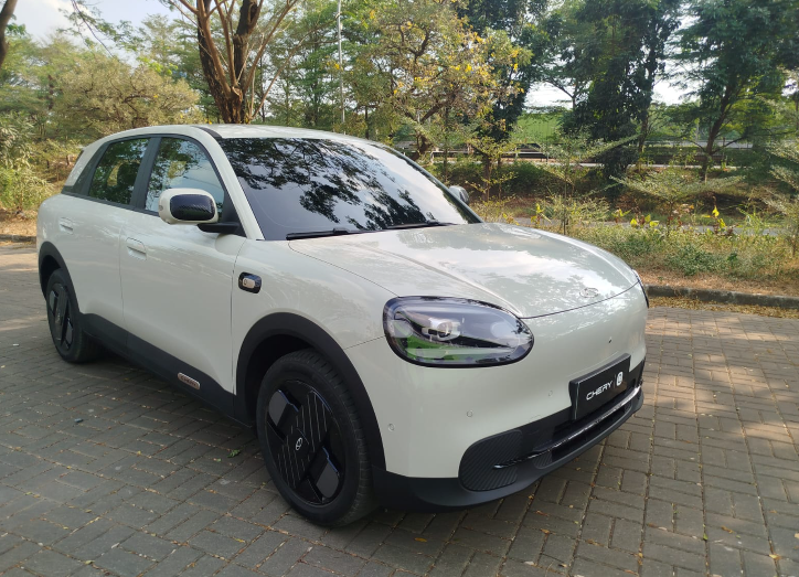 Chery Q mobil listrik kompak dengan fitur ECA dan parkir otomatis