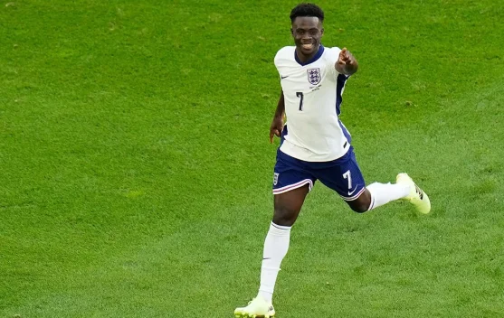 Bukayo Saka rayakan gol hat-trick untuk Inggris melawan Prancis di Piala Dunia 2026