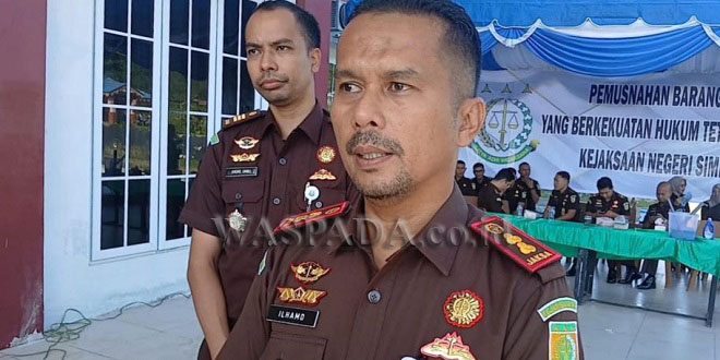 Pemusnahan barang bukti narkotika dan barang lain di halaman Kejari Simeulue