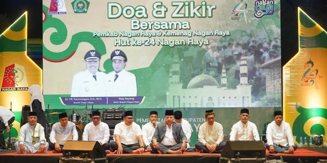 Zikir dan doa bersama HUT ke-24 Kabupaten Nagan Raya di Alun-alun Suka Makmue