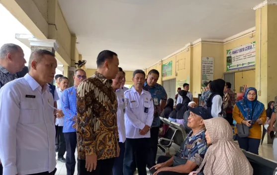 Terminal Tipe A Alam Barajo dengan fasilitas publik dan area kedatangan
