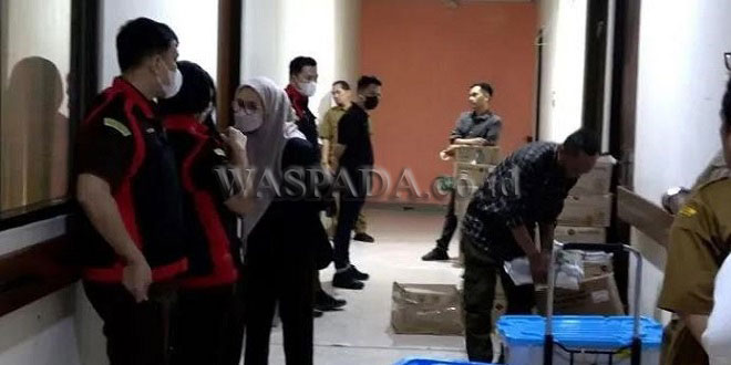 Tim Kejari Medan menggeledah RSUD Dr Pirngadi terkait dugaan korupsi BLUD