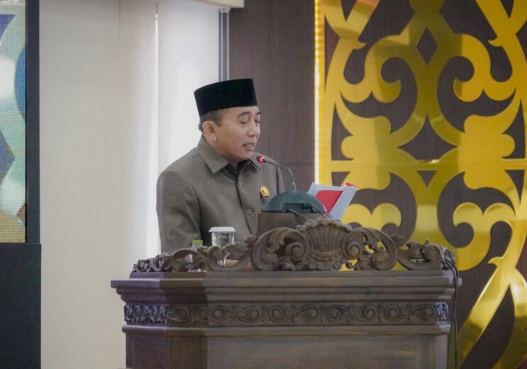 Rapat Paripurna DPRD Lumajang membahas Perubahan APBD 2026