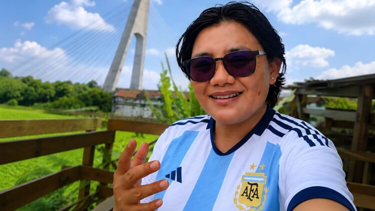 Selebrasi pemain Argentina setelah gol penentu melawan Inggris