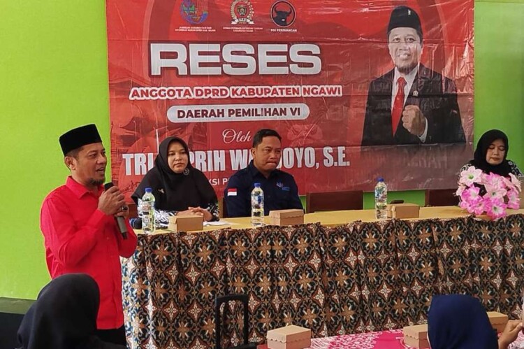 Ilustrasi sekolah dasar di Kabupaten Ngawi dengan ruang kelas kosong