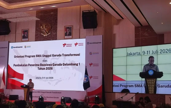Acara pembukaan Program SMA Unggul Garuda dan Beasiswa Garuda di Kemendiktisaintek, Jakarta