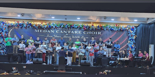 Penampilan Medan Cantare Choir di Ballroom Hotel Bintang Mulia, Bagan Batu