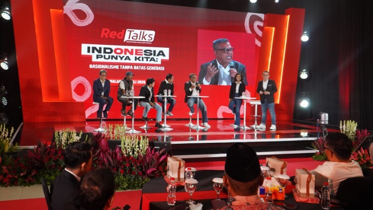 Suasana RedTalks 2026 di Malang Creative Center menghadirkan diskusi pemuda dan komika
