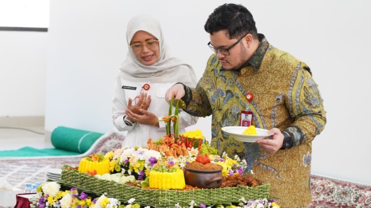 Gedung Sekretariat Daerah Kabupaten Kediri yang telah direhabilitasi