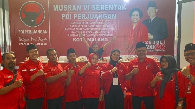 Pelantikan pengurus ranting PDI Perjuangan Kota Malang dengan keterlibatan kader Generasi Z