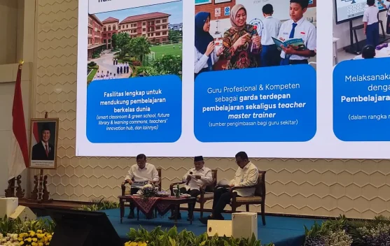 Mendikdasmen Abdul Mu'ti memaparkan tiga transformasi SNT di Jakarta, 20 Juli 2026