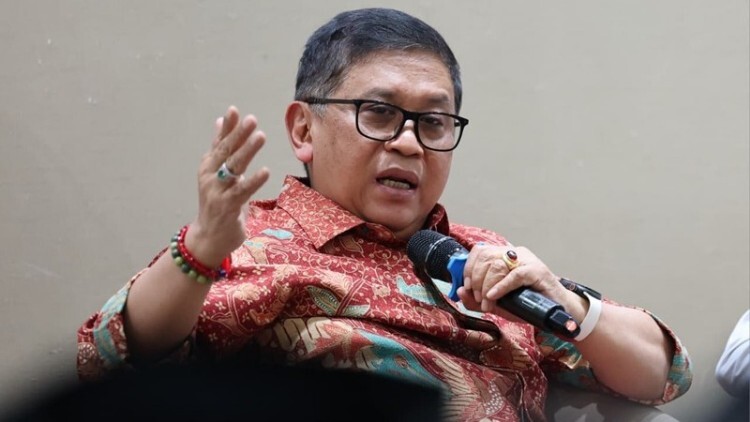 Hasto Kristiyanto berbicara dalam diskusi kebangsaan soal hubungan PDI Perjuangan dan NU