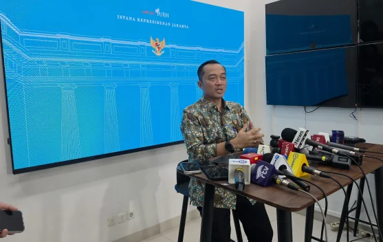 Presiden Prabowo memimpin upacara pelantikan perwira remaja di Istana Merdeka