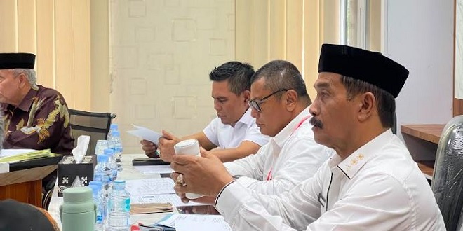 Bupati Muharram Idris meninjau seleksi JPT Pratama Aceh Besar di PDAM Tirta Mountala