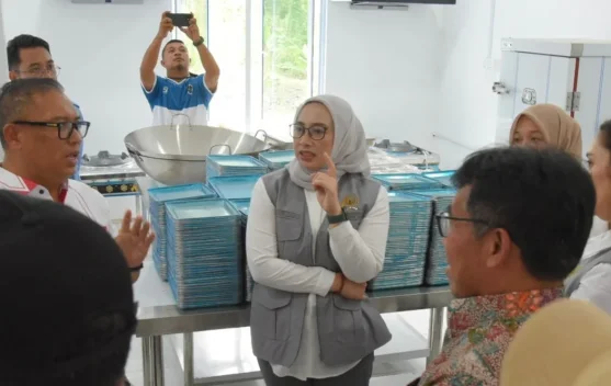 Kunjungan Komisi IX DPR ke SPPG Tanjung Hutan Karimun