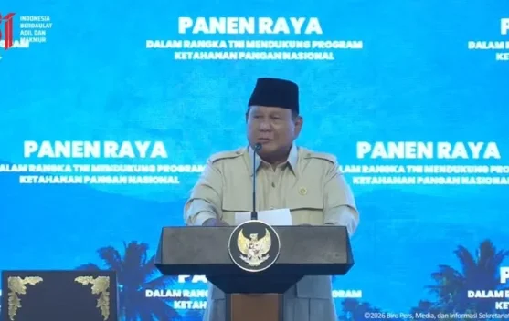 Presiden Prabowo memberikan sambutan pada acara panen raya di Malang, 17 Juli 2026