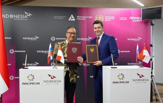 Delegasi Indonesia menandatangani MoU pada INNOPROM 2026 di Yekaterinburg