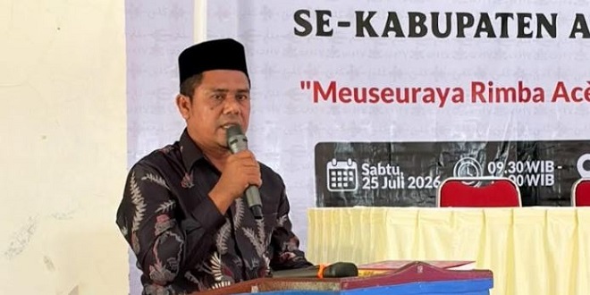 Pertemuan adat dan pemerintah di Aula UDKP Kecamatan Lhoknga Aceh Besar